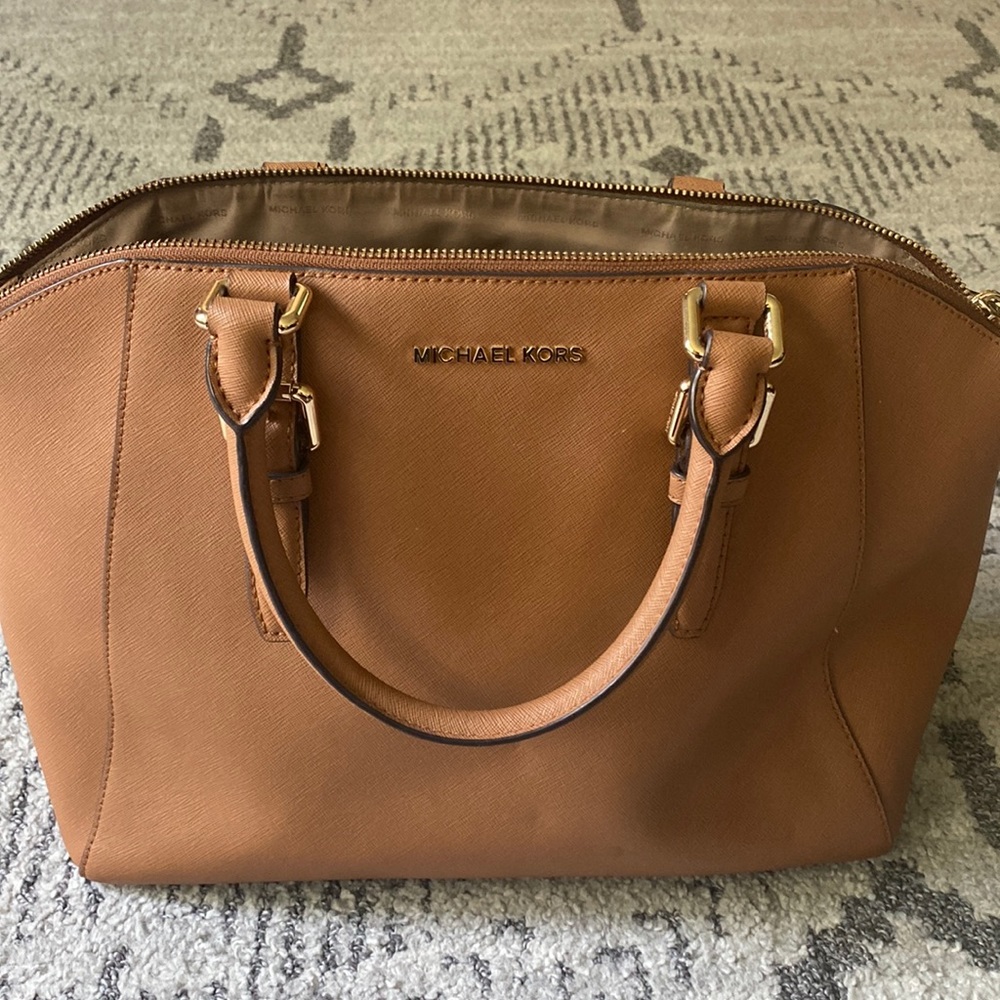 Michael Kors Brown medium size purse